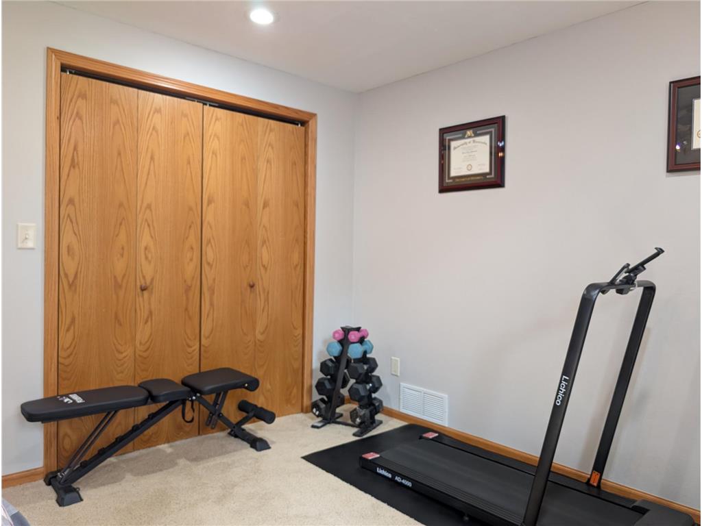 102 Jean Street Tyler MN 56178 6770863 image26