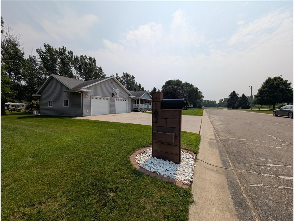 102 Jean Street Tyler MN 56178 6770863 image41