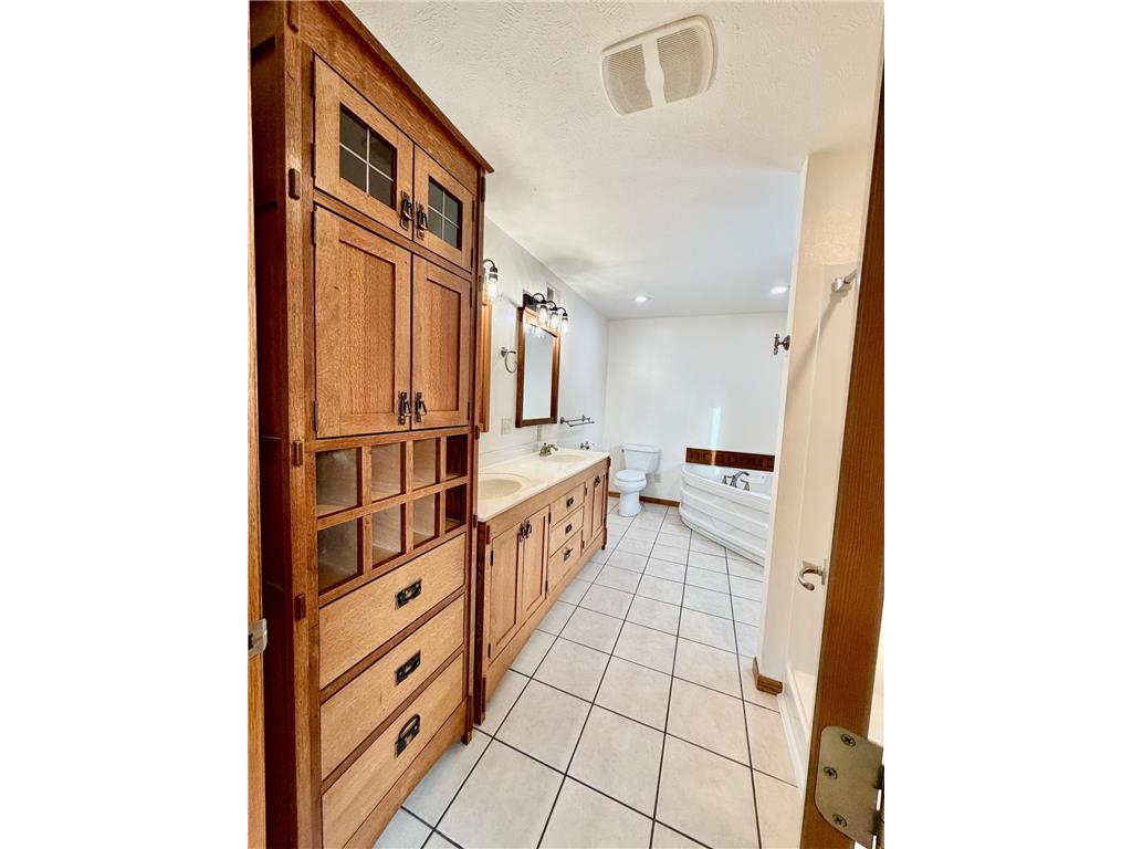 102 Jean Street Tyler MN 56178 7023210 image11