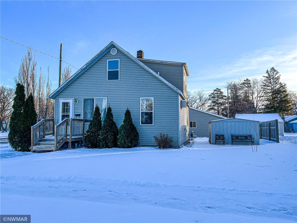 102 Kneale Avenue S Thief River Falls MN 56701 6300085 image1