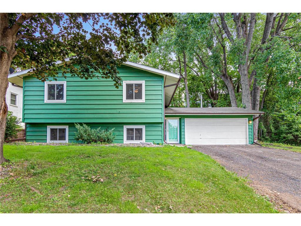 102 Logan Avenue W, West Saint Paul, MN 55118 MLS 6230586 Edina Realty