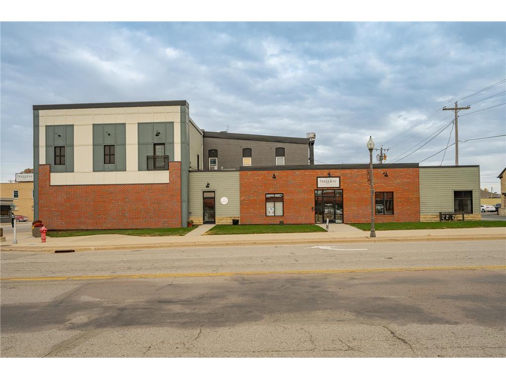 102 Main Street N Stewartville MN 55976 6801623 image2