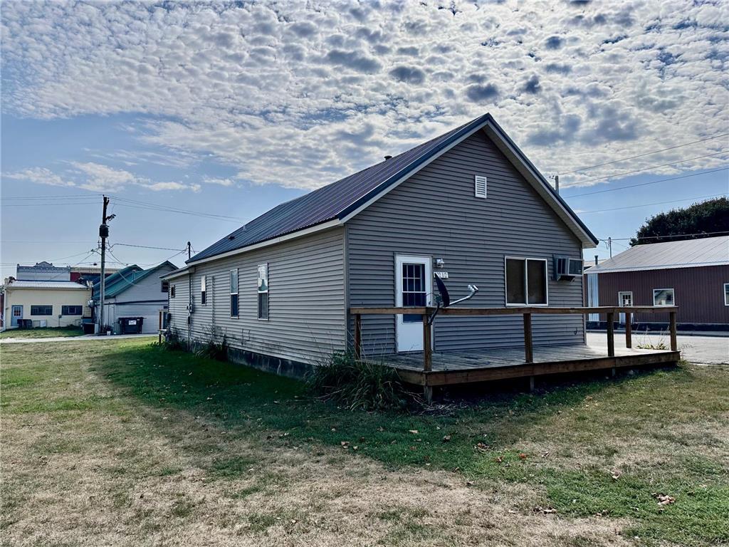 102 Maple Street N Mabel MN 55954 6437349 image1