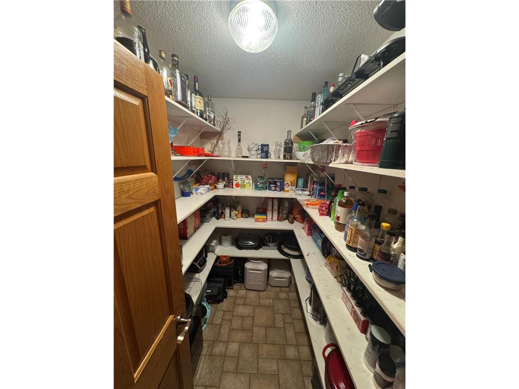 102 Meadowview Street Marshall MN 56258 7021516 image12
