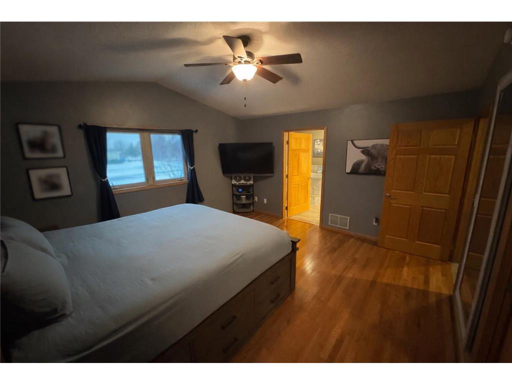 102 Meadowview Street Marshall MN 56258 7021516 image14
