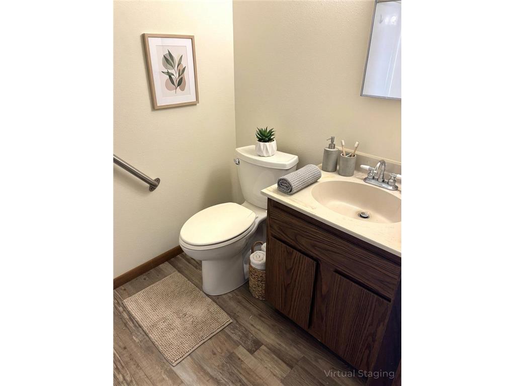 102 N Madison Avenue #8 Battle Lake MN 56515 7082236 image9