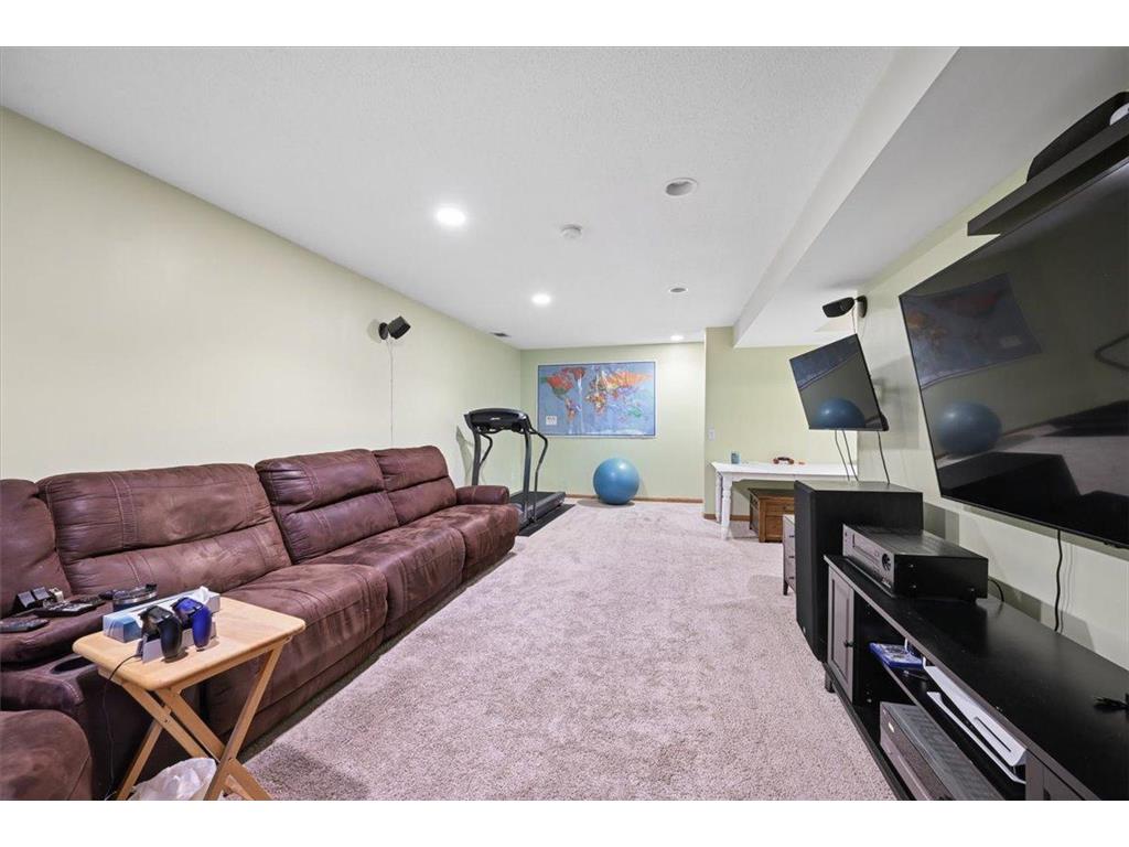 102 Primrose Court Vadnais Heights MN 55127 7094006 image14