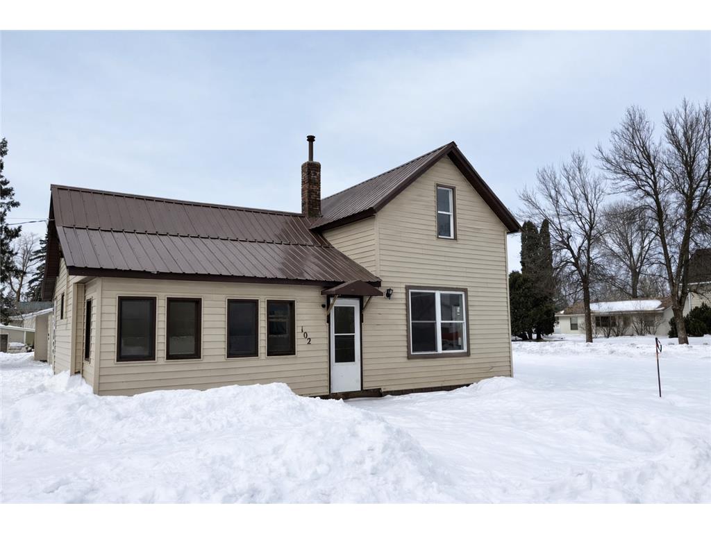 102 Robert Street S Clarissa MN 56440 7019659 image1