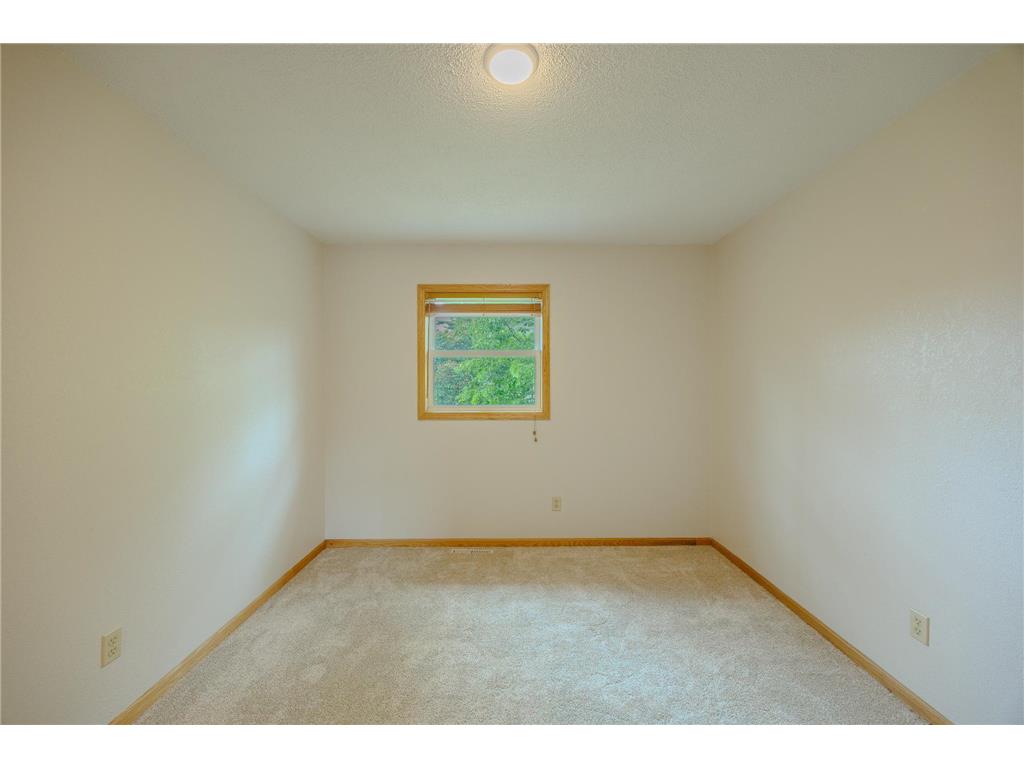 102 Robertson Drive NW Bemidji MN 56601 7084073 image16