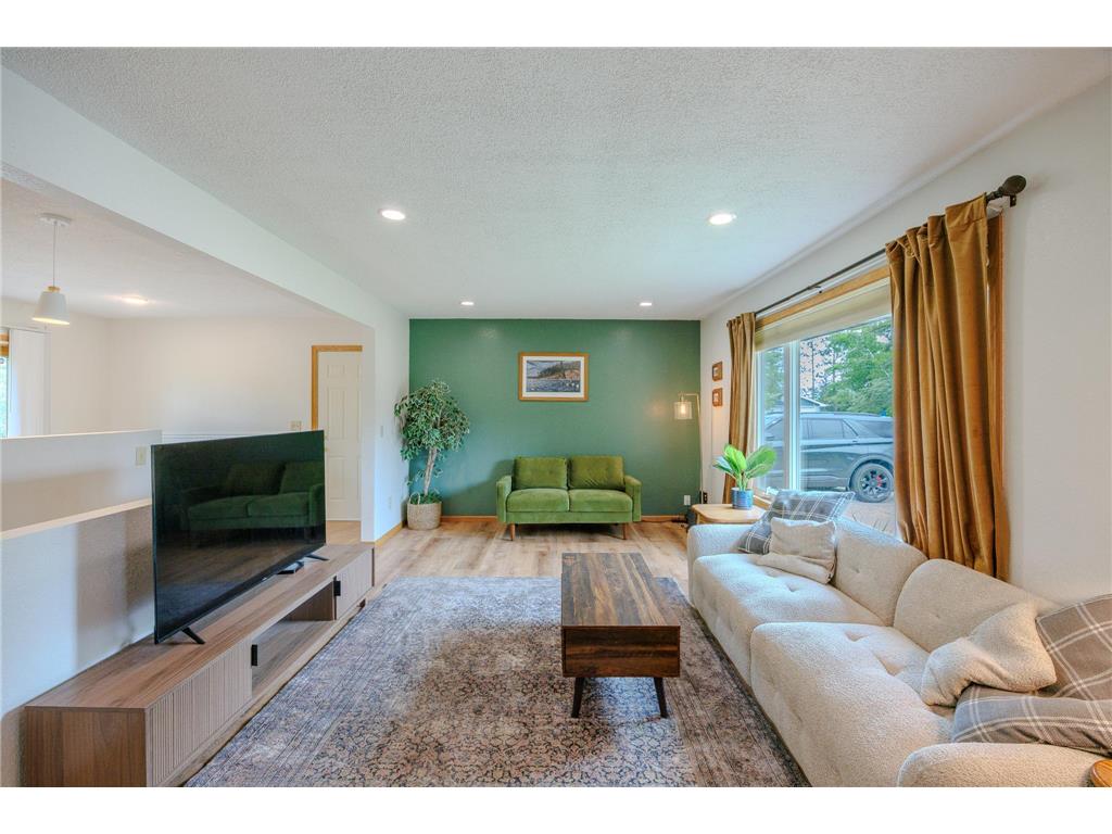 102 Robertson Drive NW Bemidji MN 56601 7084073 image3
