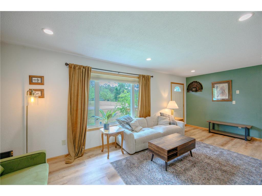 102 Robertson Drive NW Bemidji MN 56601 7084073 image4