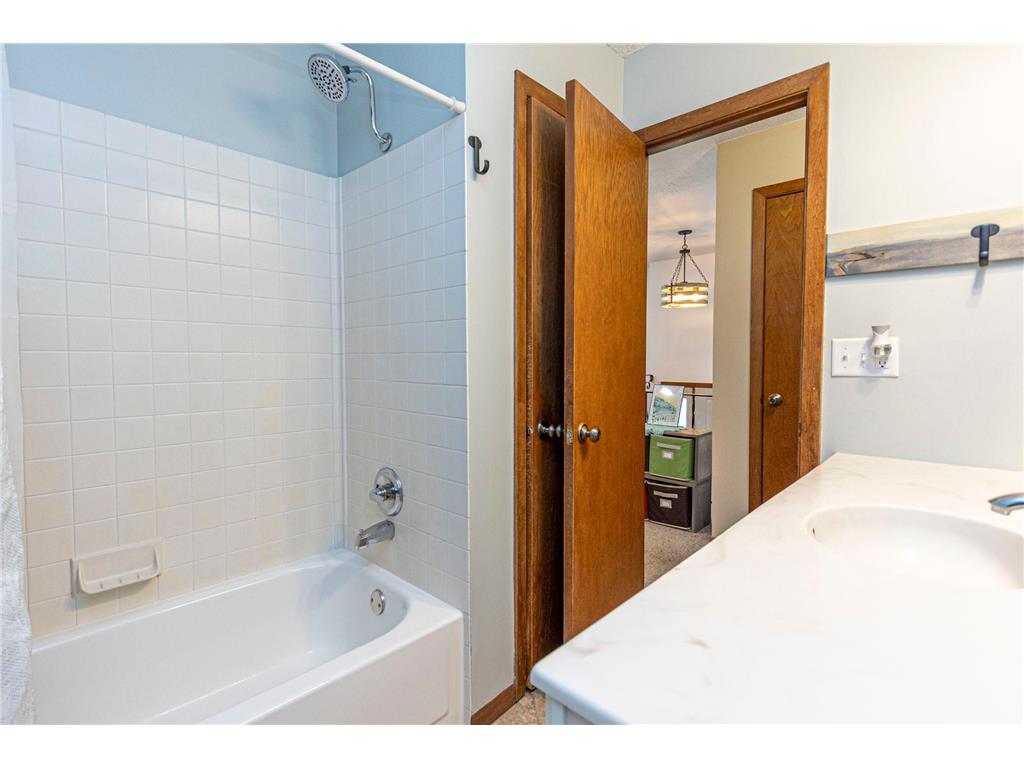 102 Ross Garden NW Alexandria MN 56308 7081739 image17