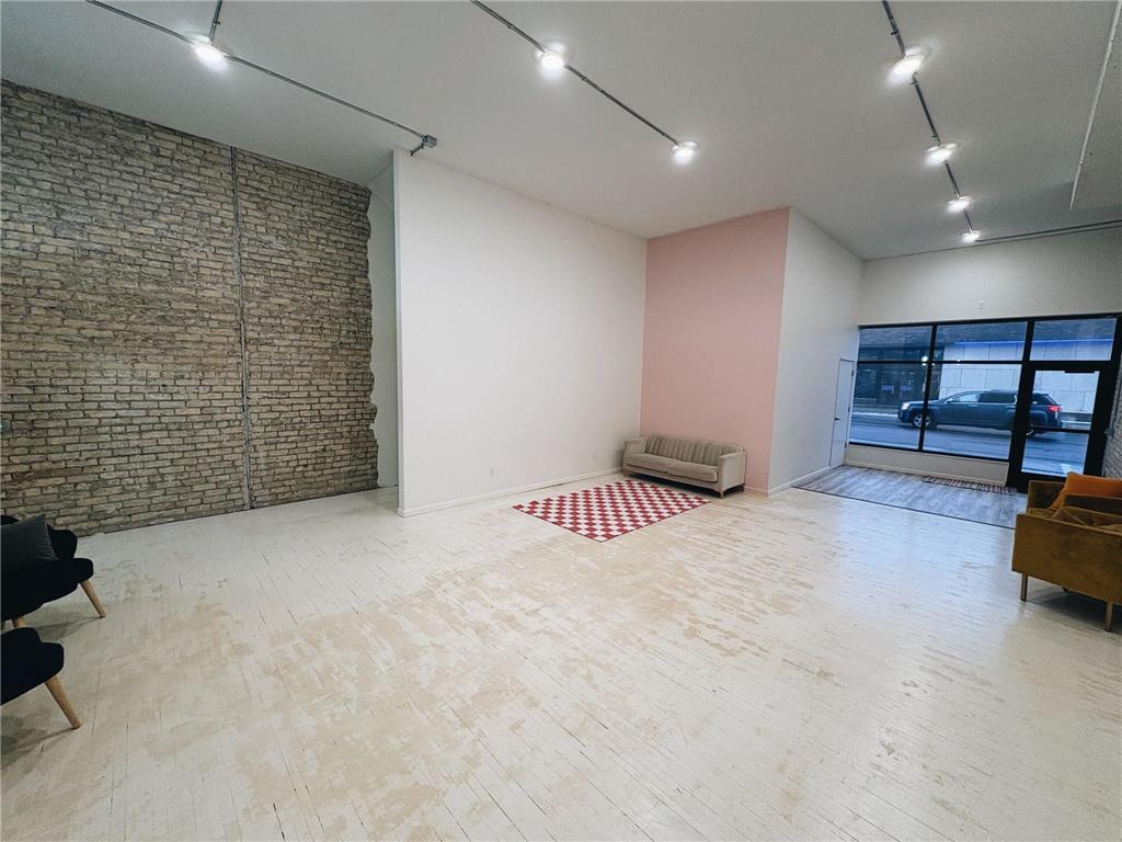 102 State Street N Waseca MN 56093 7010286 image11