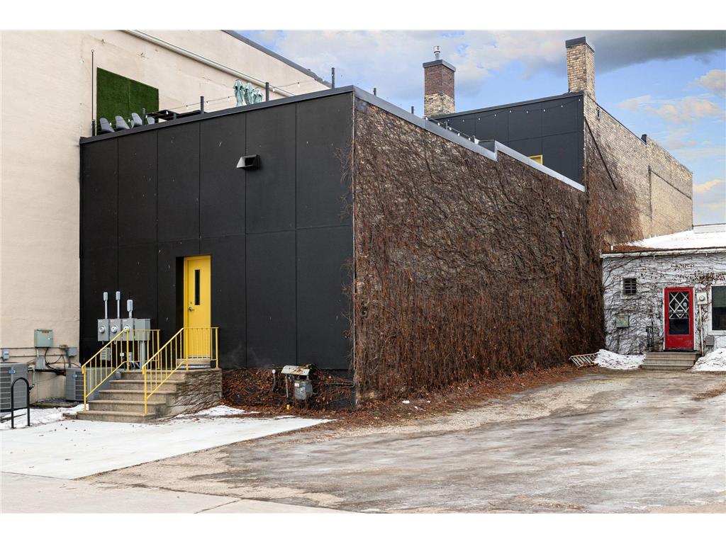 102 State Street N Waseca MN 56093 7010286 image8