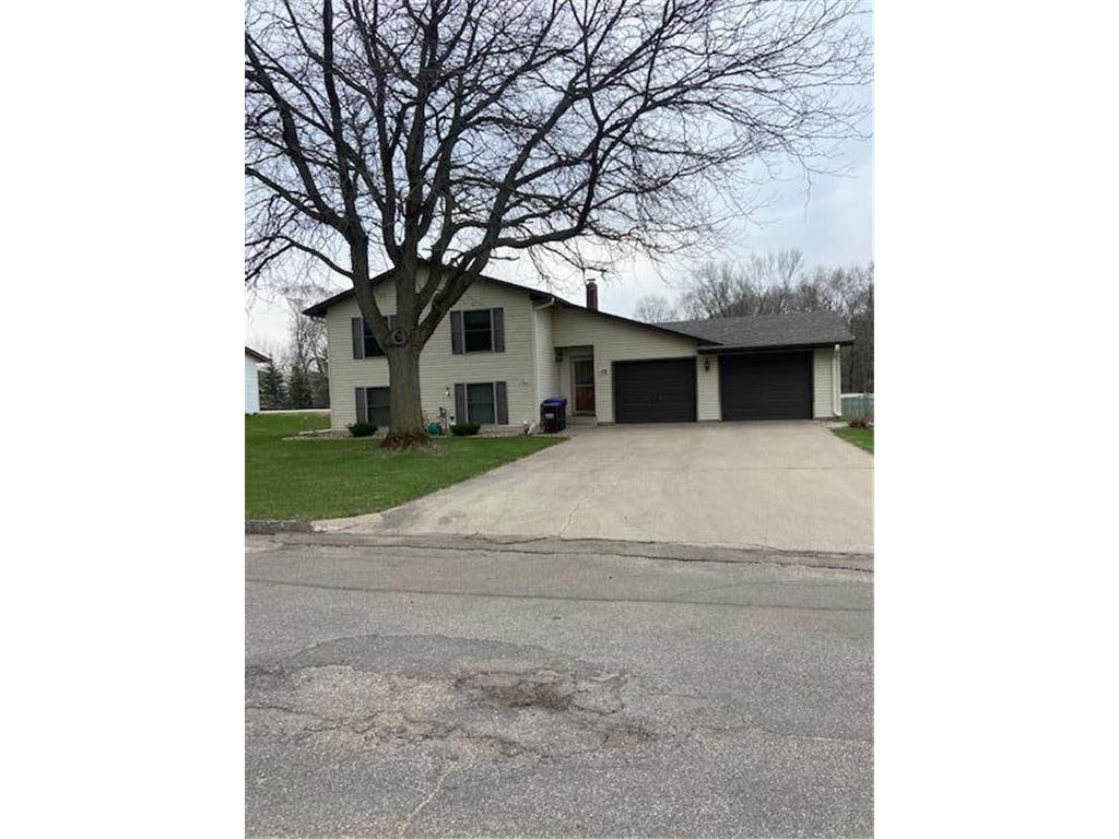102 Village Avenue Cannon Falls MN 55009 6362223 image1