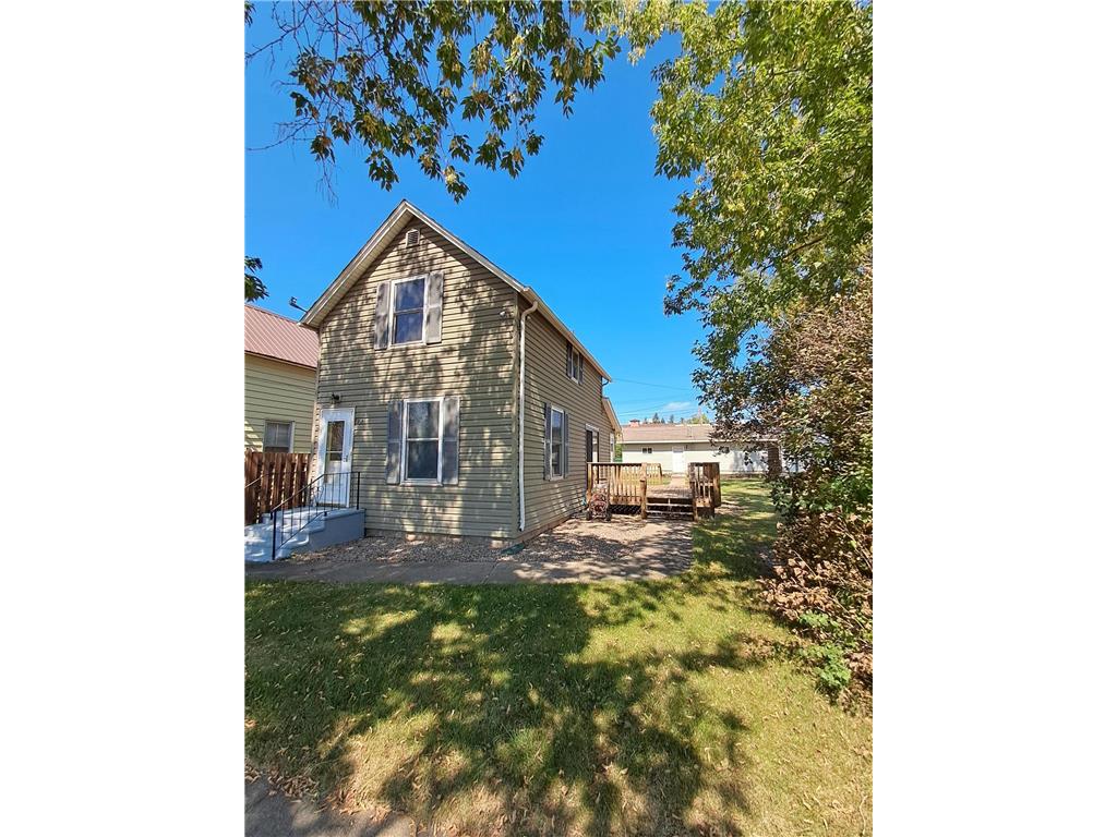 102 W Elizabeth Avenue Keewatin MN 55753 6791056 image1
