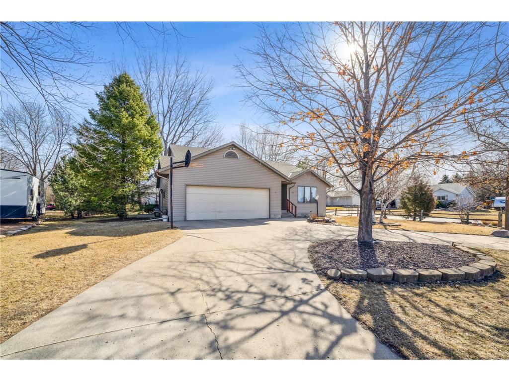 102 Wacker Drive Glencoe MN 55336 6503143 image1