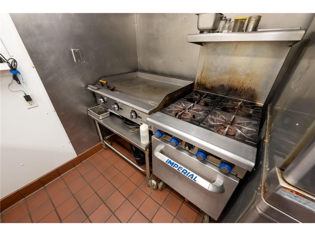 102 Waldo Avenue S Ihlen MN 56164 7033856 image32
