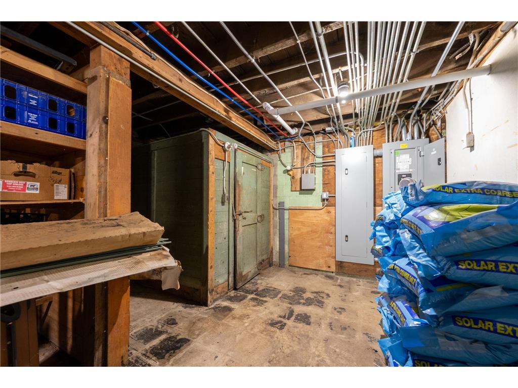 102 Waldo Avenue S Ihlen MN 56164 7033856 image40