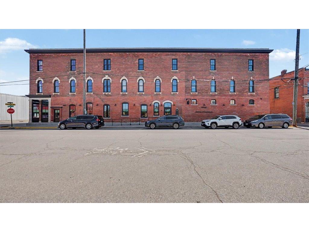 102 Walnut Street Winona MN 55987 7089677 image103