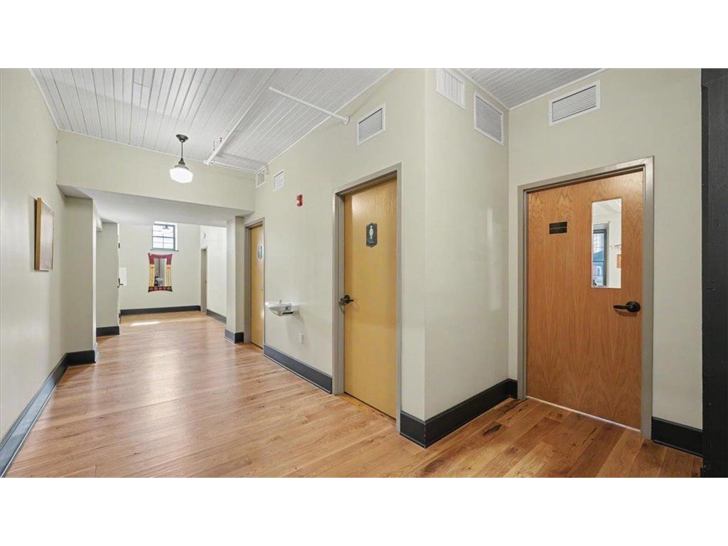 102 Walnut Street Winona MN 55987 7089677 image28