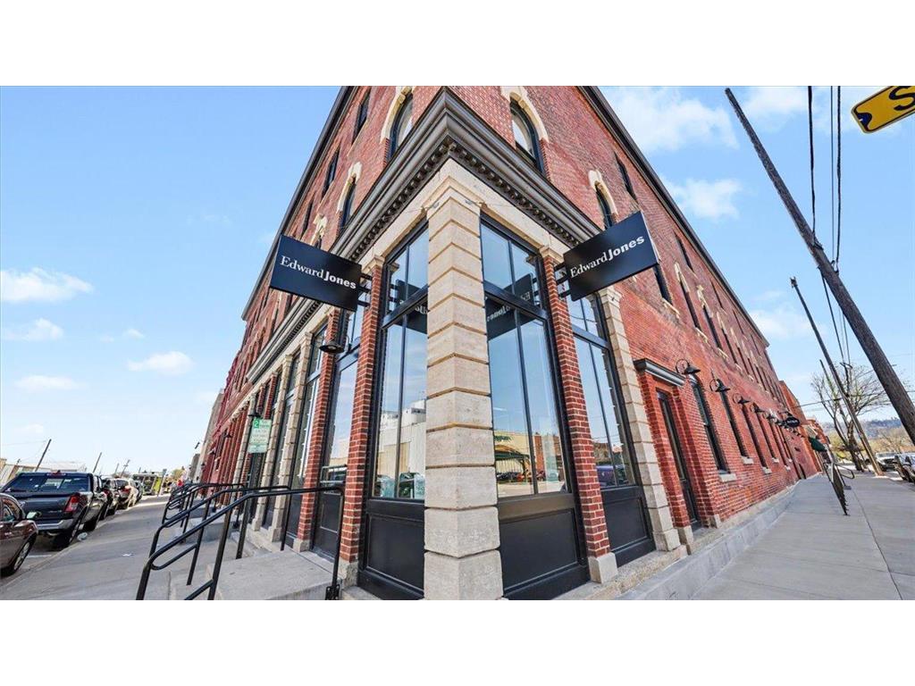 102 Walnut Street Winona MN 55987 7089677 image3