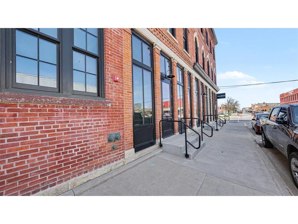 102 Walnut Street Winona MN 55987 7089677 image4