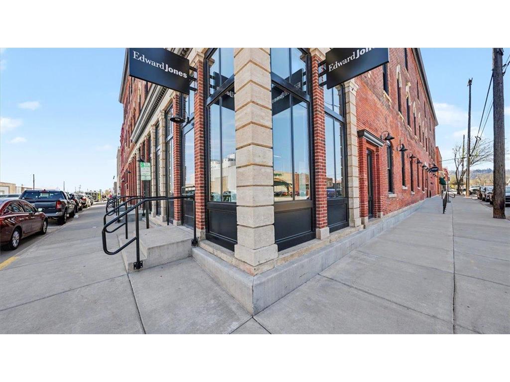 102 Walnut Street Winona MN 55987 7089677 image96