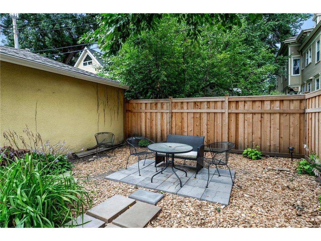 102 Western Avenue N #4 Saint Paul MN 55102 7020028 image43