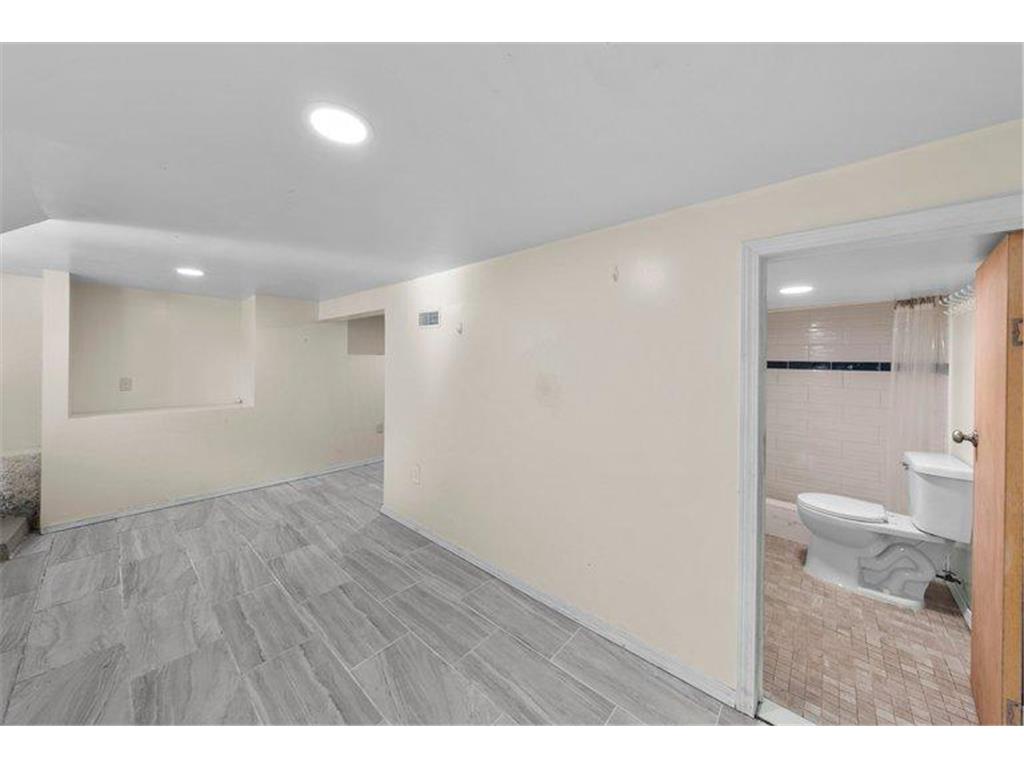 1020 34th Avenue N Minneapolis MN 55412 7041461 image37