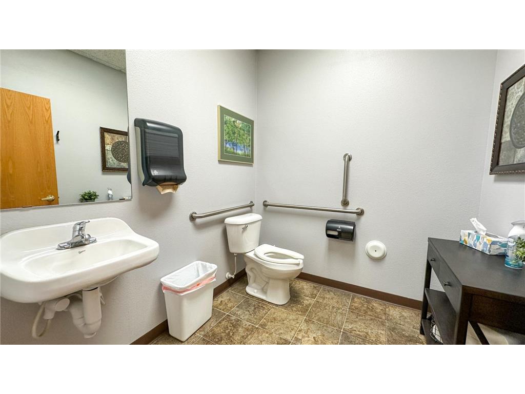 1020 4th Street SE #200 Saint Cloud MN 56304 6807021 image38