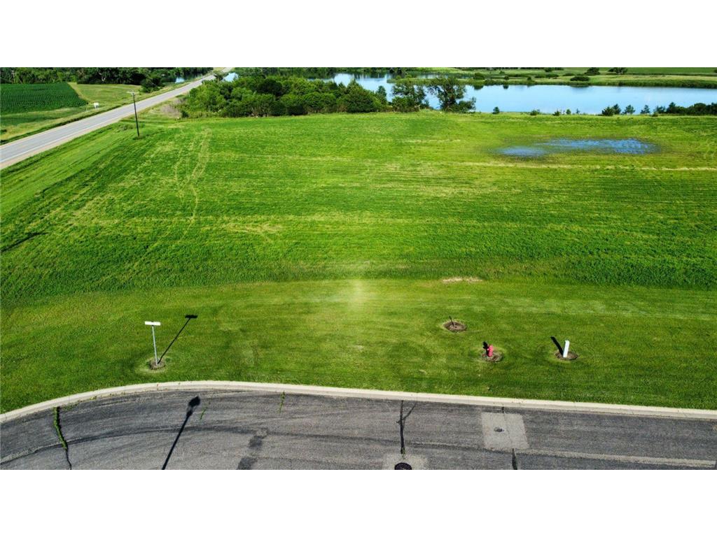 1020 Eastbay Ave Balaton MN 56115 5474328 image23