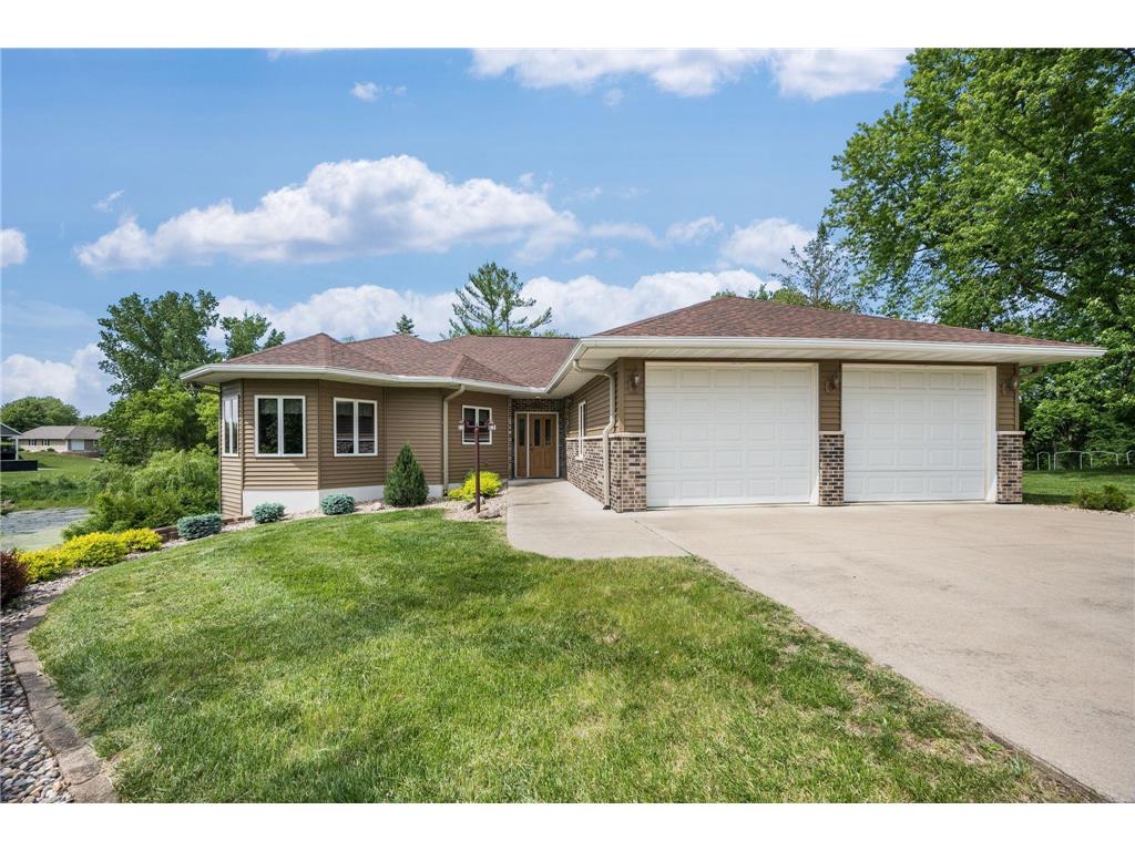 1020 Highland Drive Blue Earth MN 56013 6449483 image1