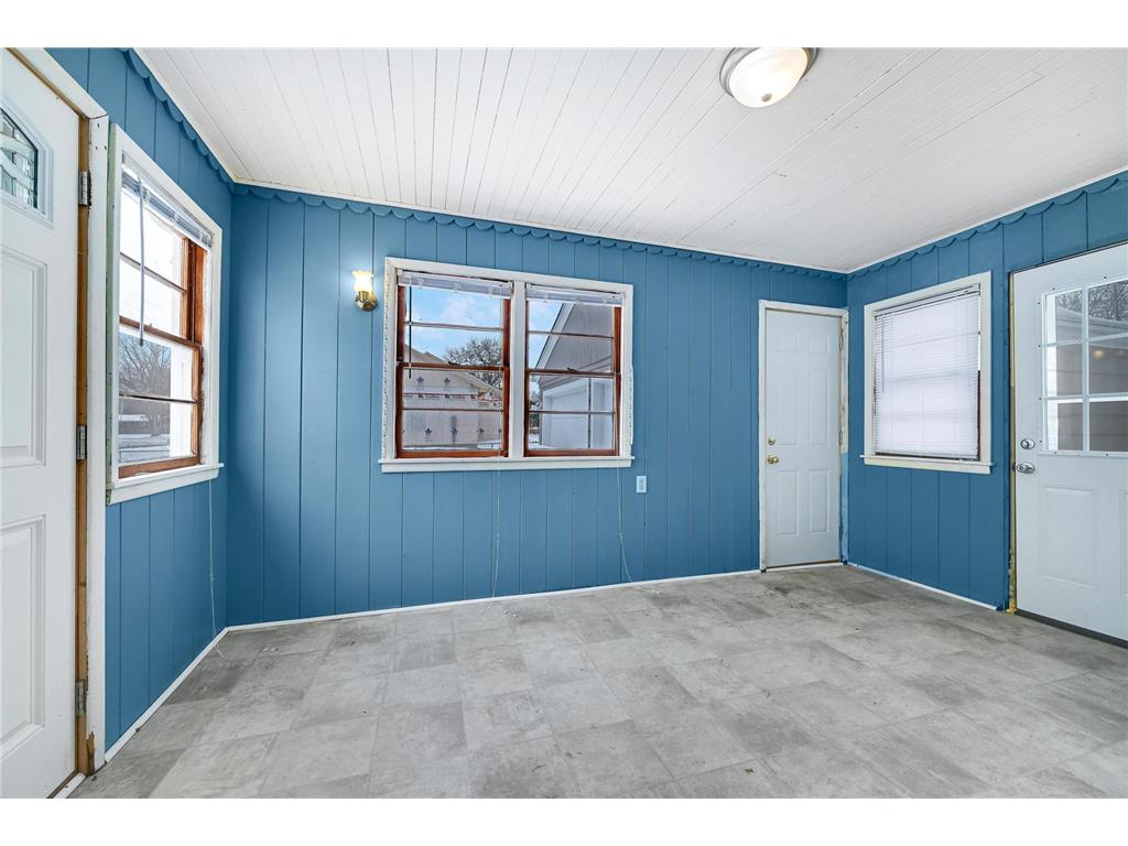 1020 Holley Avenue Saint Paul Park MN 55071 7001937 image4