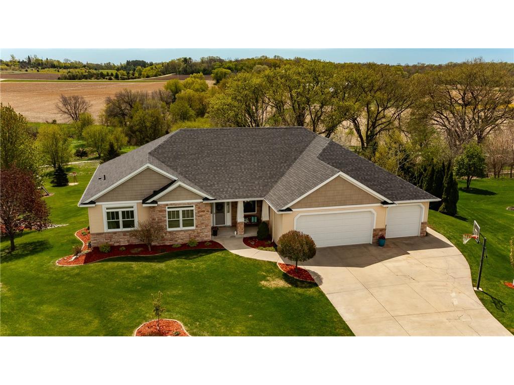 1020 Istas Lane SW Oronoco MN 55960 7067780 image1