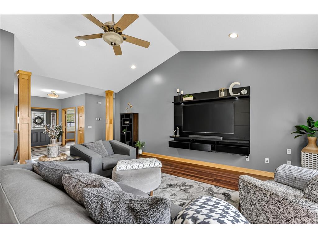 1020 Istas Lane SW Oronoco MN 55960 7067780 image23