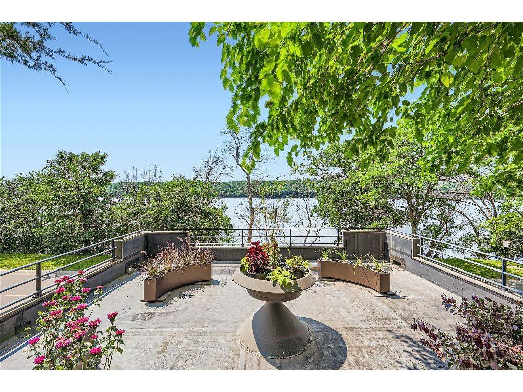 1020 Lake Street N Prescott WI 54021 - St Croix River 7041611 image21