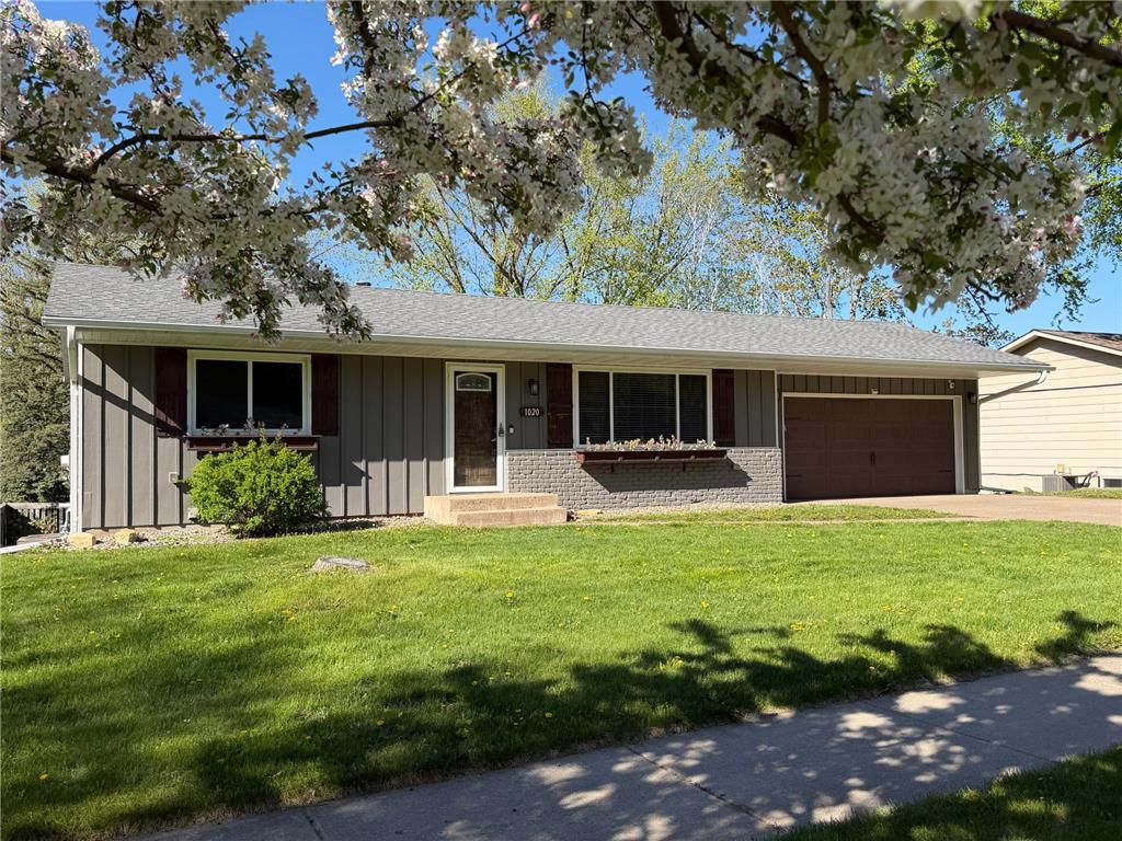 1020 Pioneer Road Red Wing MN 55066 7066719 image1