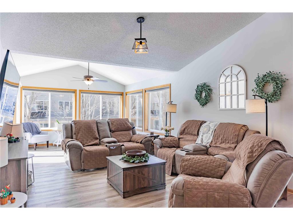 1020 Primrose Lane Waconia MN 55387 7028411 image12