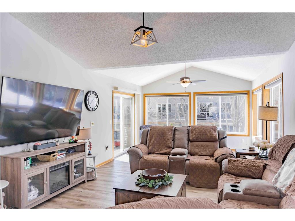 1020 Primrose Lane Waconia MN 55387 7028411 image13