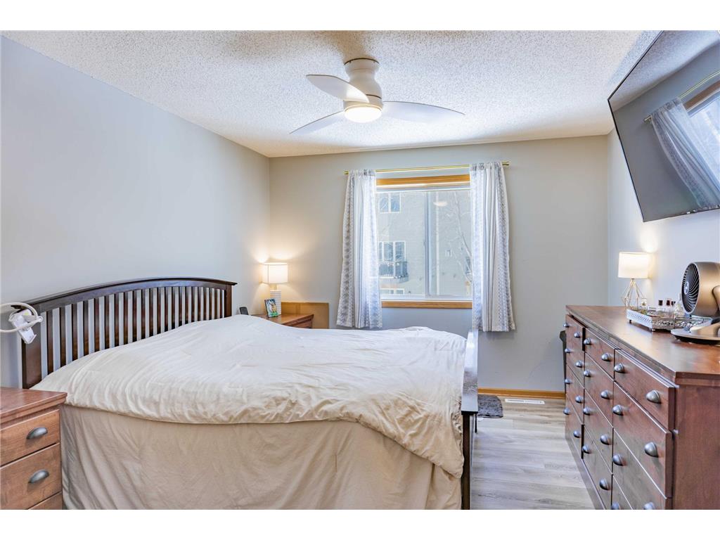 1020 Primrose Lane Waconia MN 55387 7028411 image25