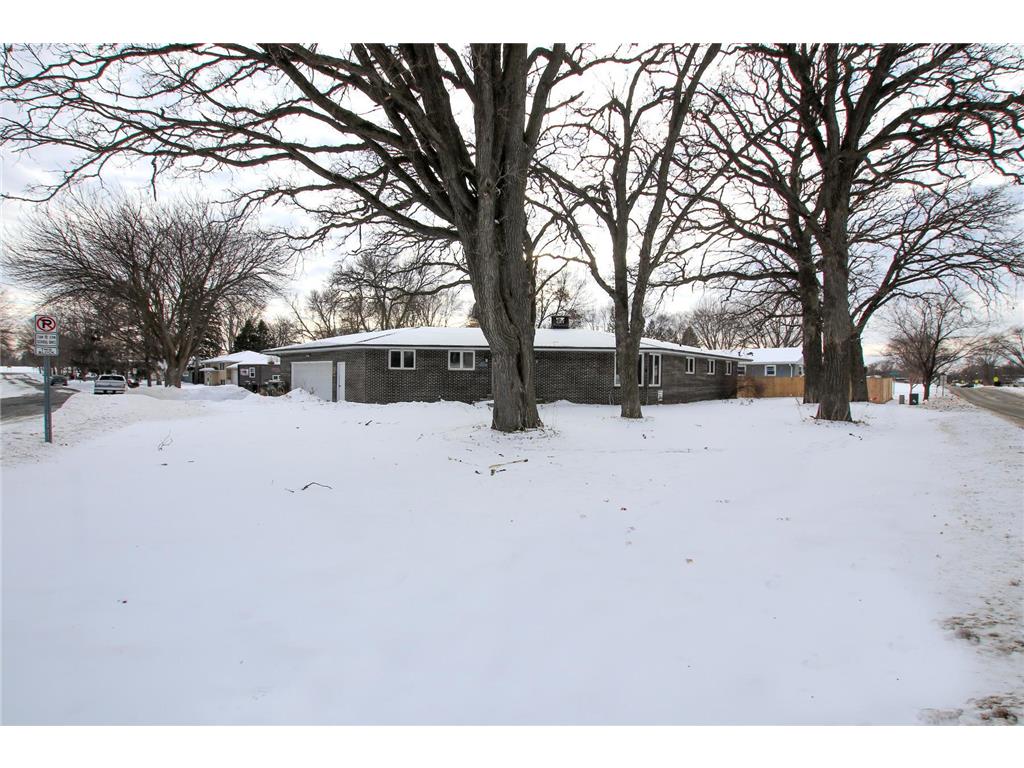 1020 Roberts Road SW Hutchinson MN 55350 7015903 image2