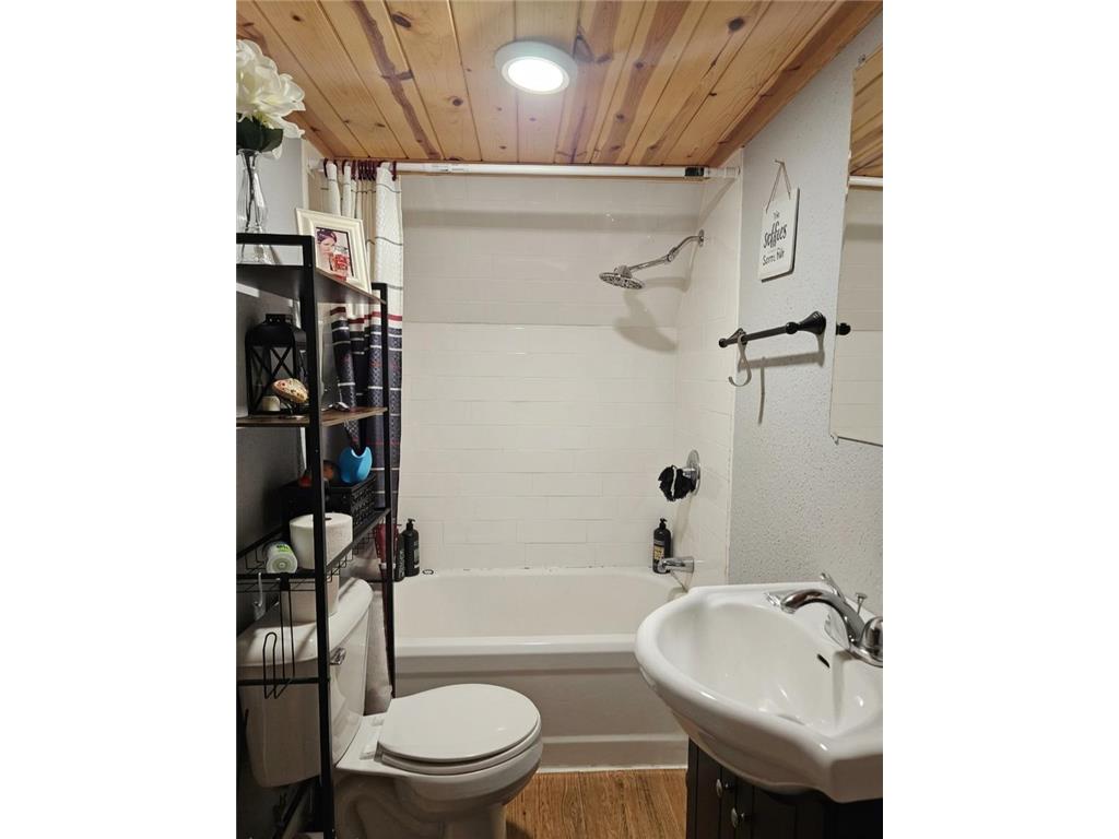 1020 Rosewood Street Brainerd MN 56401 7095010 image13