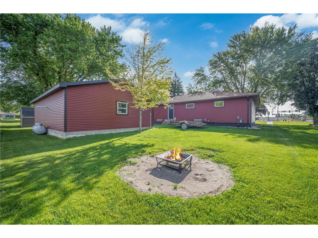 1020 S State Street Fairmont MN 56031 7083230 image11