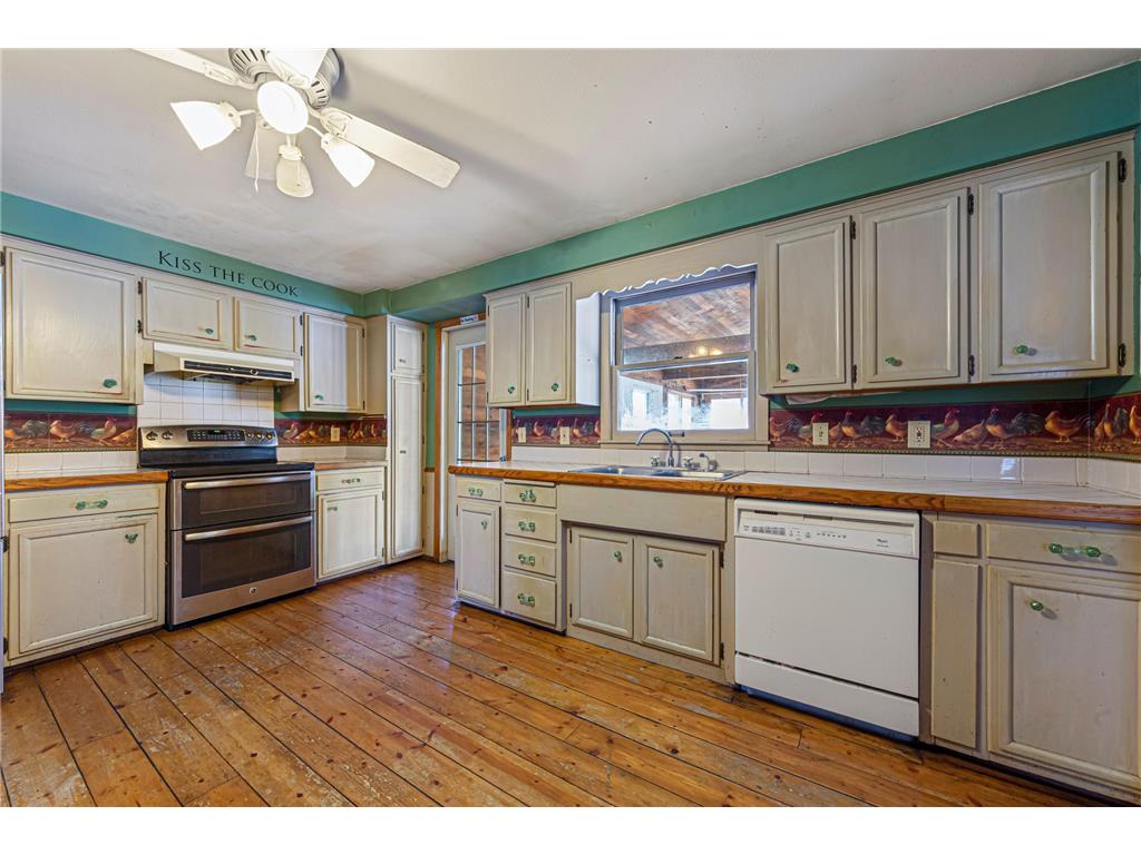 1020 Swanhill Drive Albert Lea MN 56007 6711258 image14