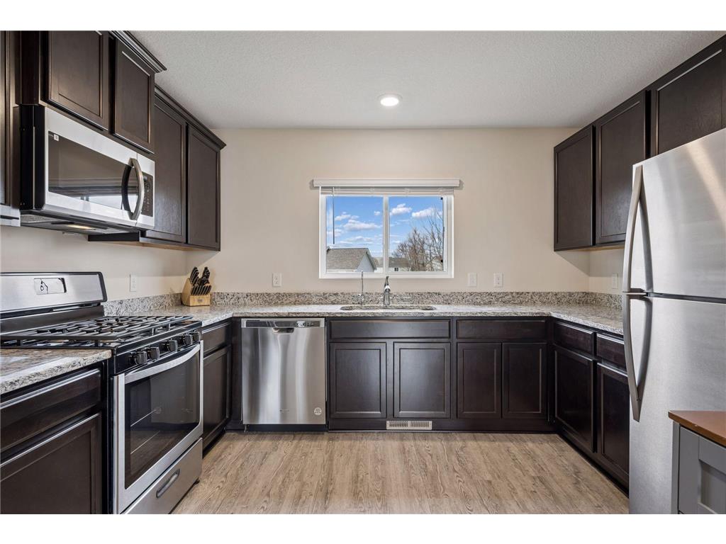 1020 White Tail Lane Montrose MN 55363 7045283 image10