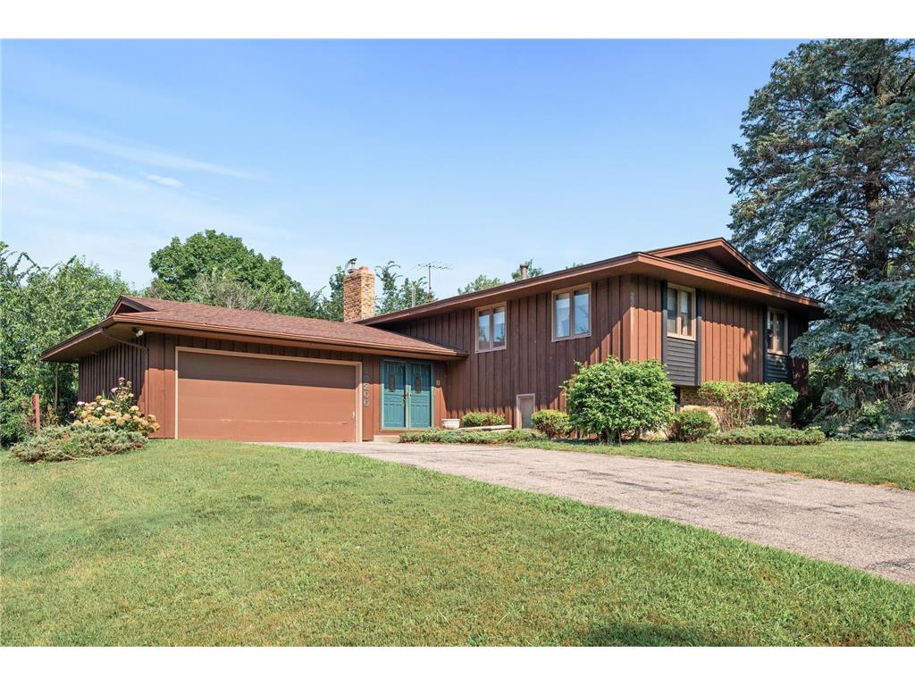 10200 10th Avenue Circle S Bloomington MN 55420 6573172 image1