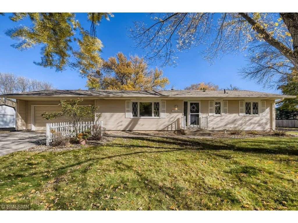 10202 Yorktown Lane N Maple Grove MN 55369 6117950 image1