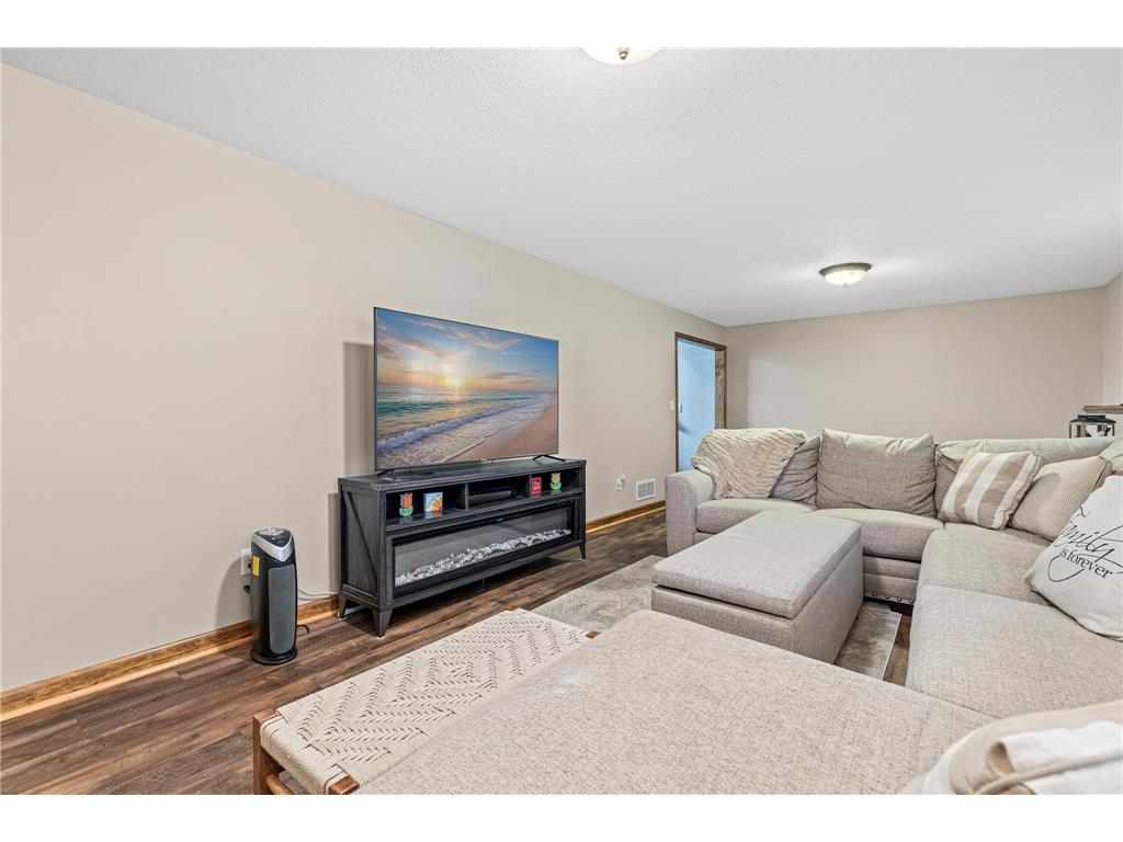10203 Raven Street NW Coon Rapids MN 55433 7058487 image17
