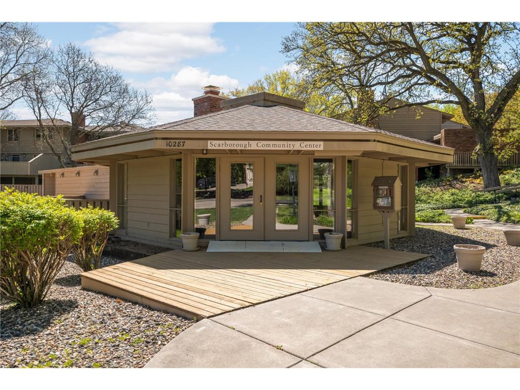 10203 Scarborough Road Bloomington MN 55437 7067212 image24